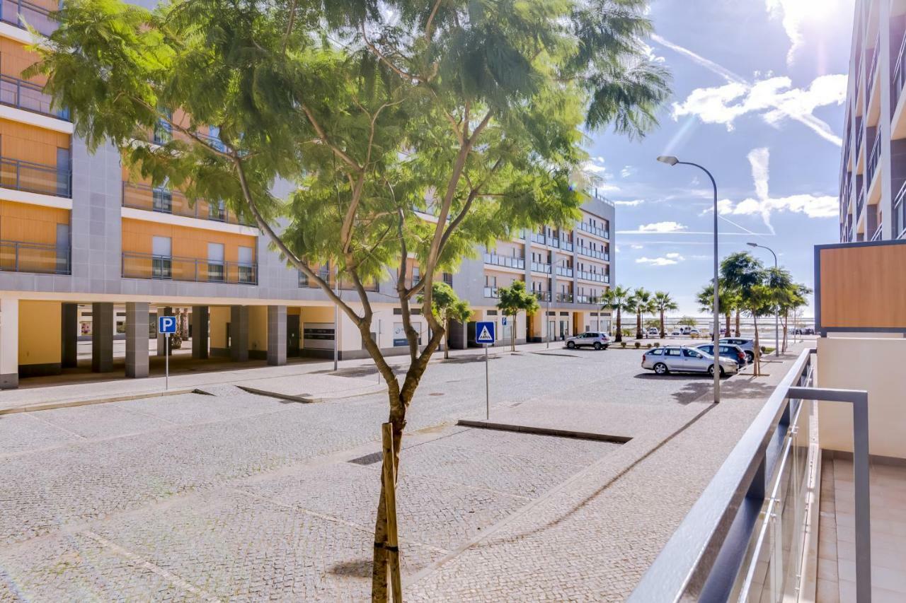 Village Marina Olhão Exteriör bild